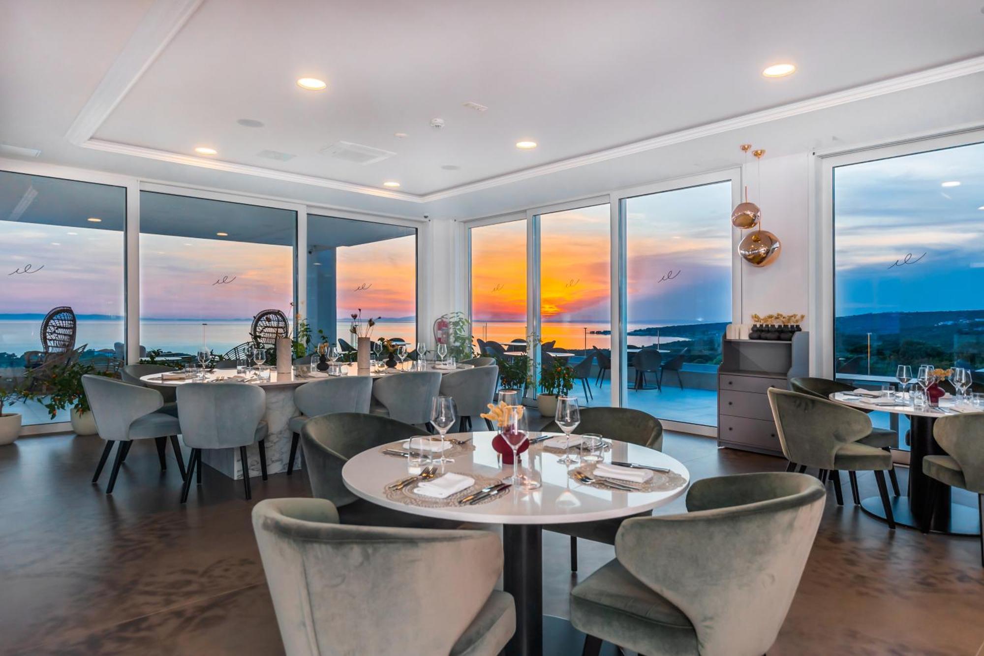 Hotel In Excelsis Novalja Εξωτερικό φωτογραφία