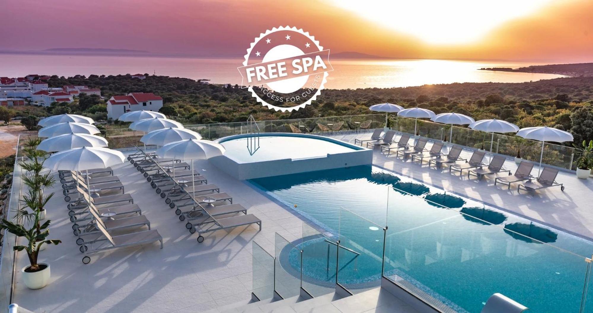 Hotel In Excelsis Novalja Εξωτερικό φωτογραφία